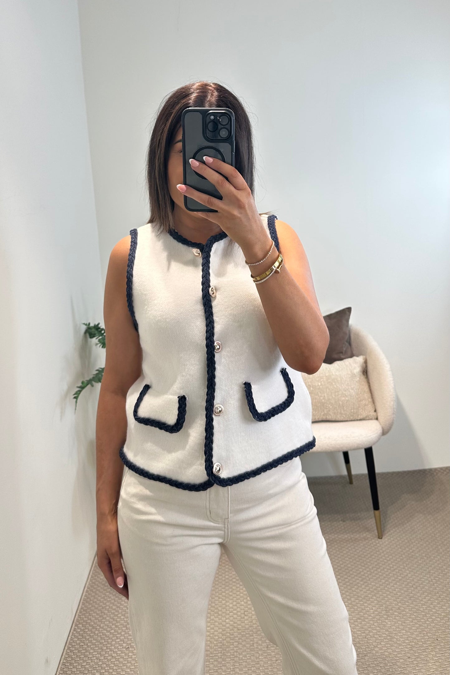 Off-White & Navy Knit Waistcoat