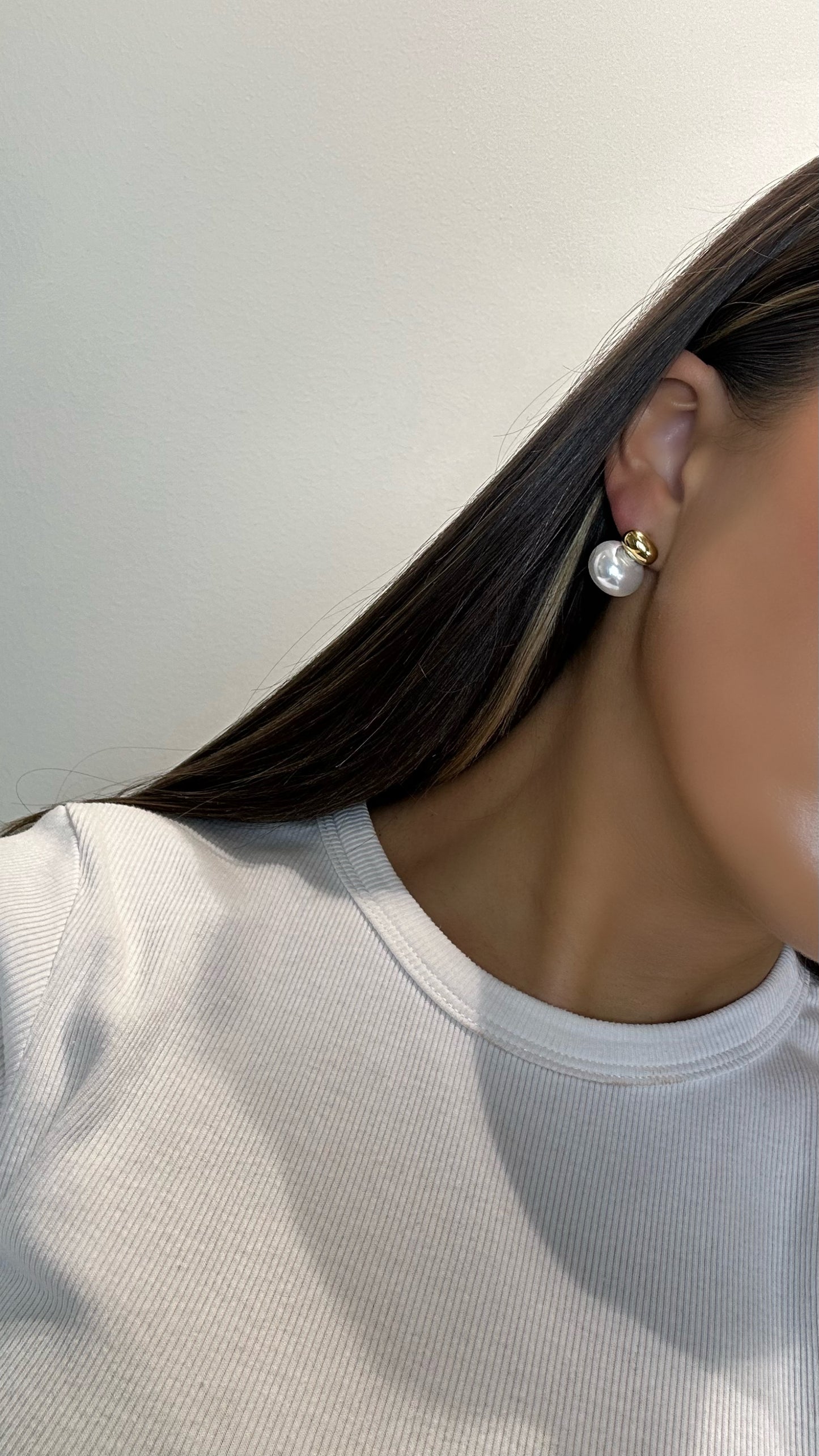 Taylor- Gold & Pearl Stud