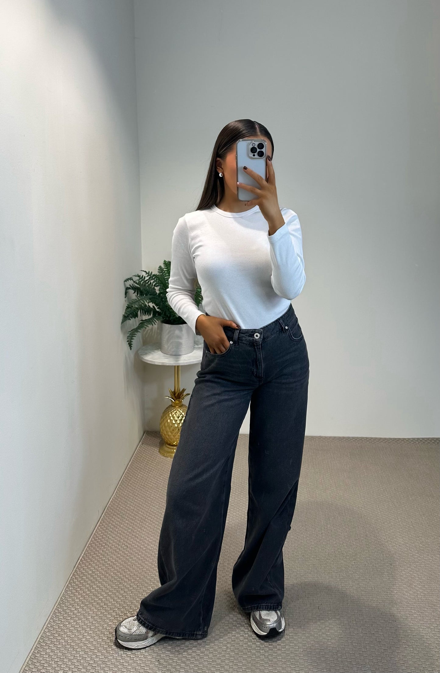Dottie- Silver Stud