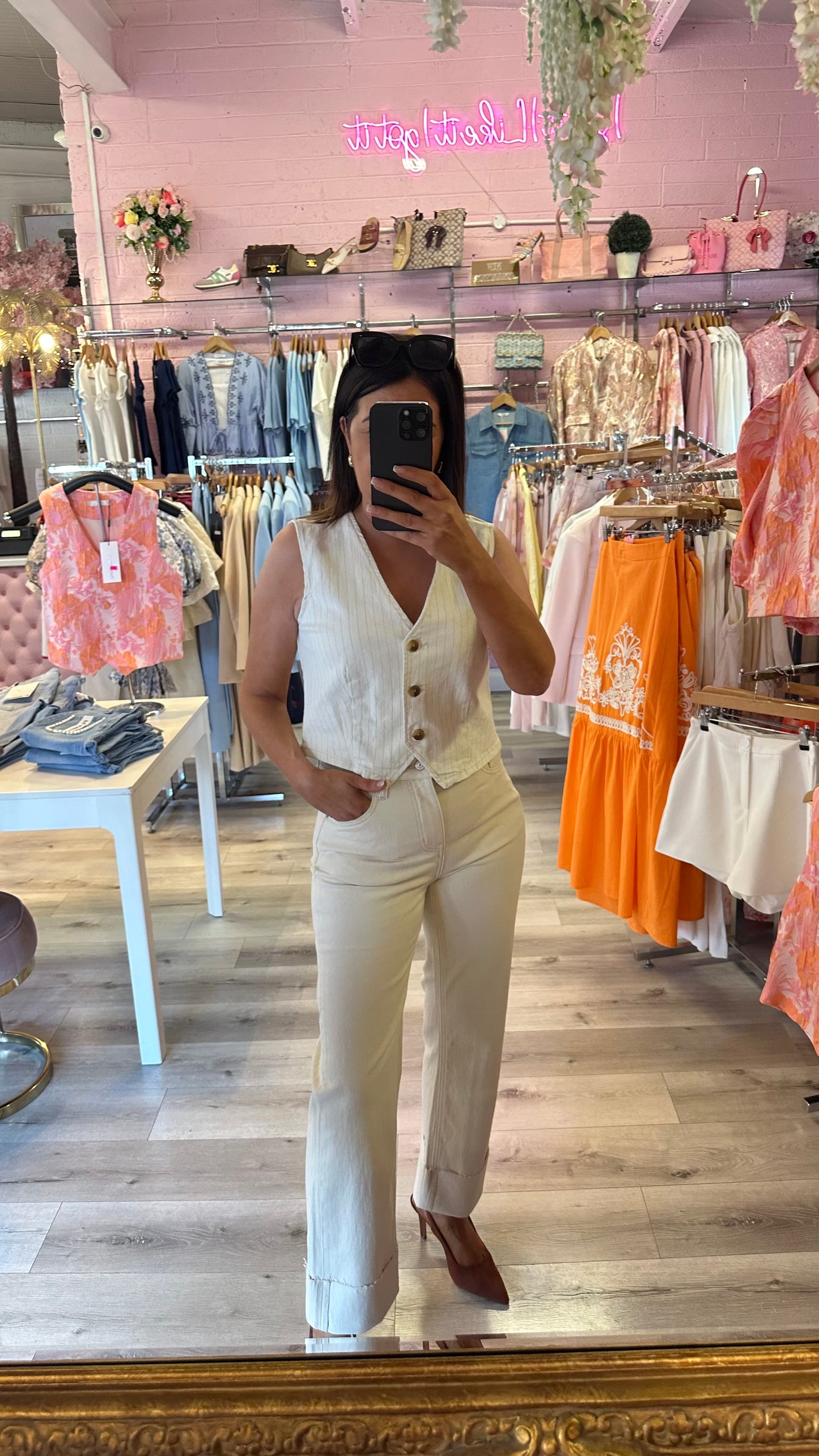 Cream Turn-up Jeans
