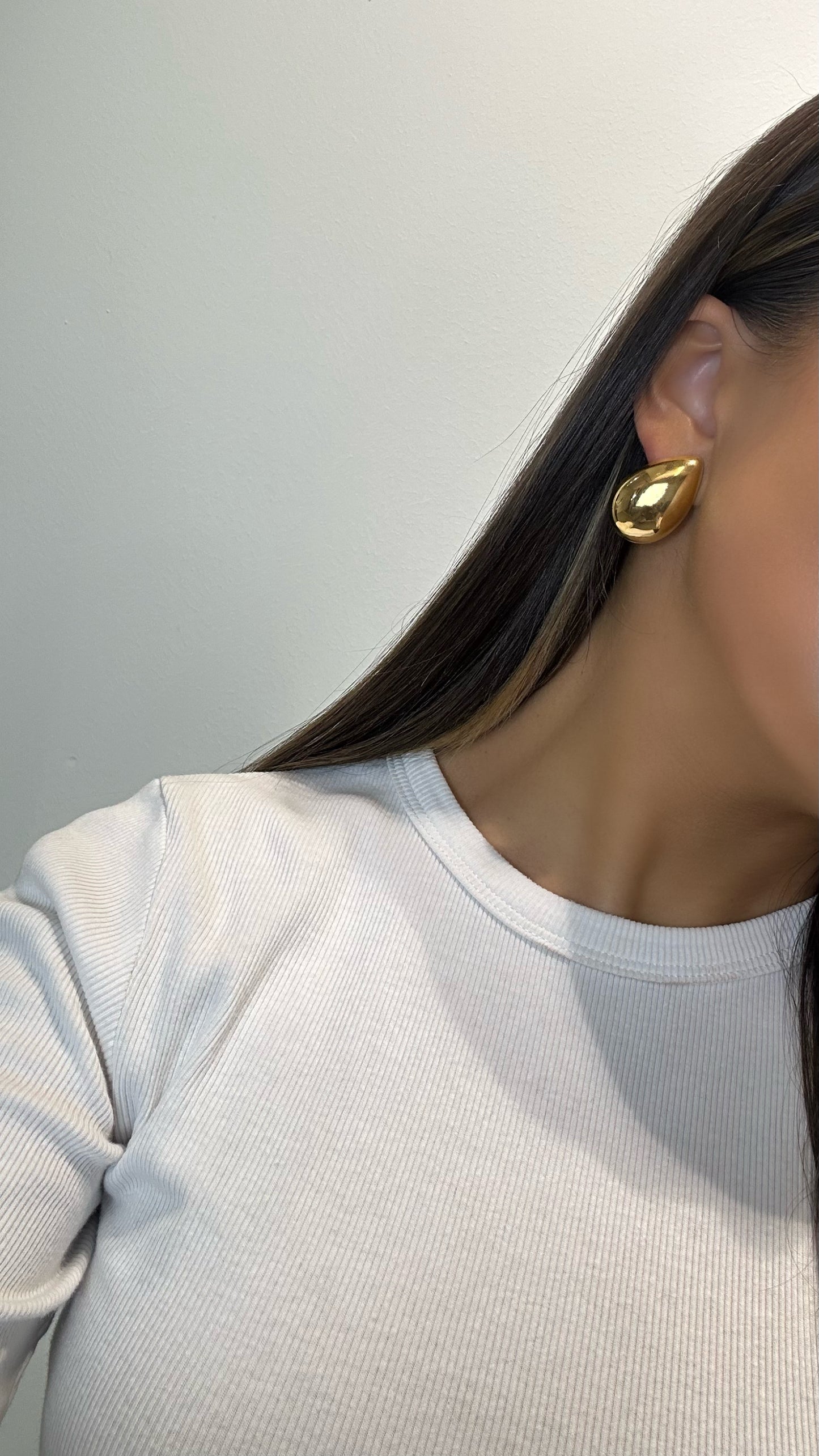 Tess-Gold Teardrop Earrings
