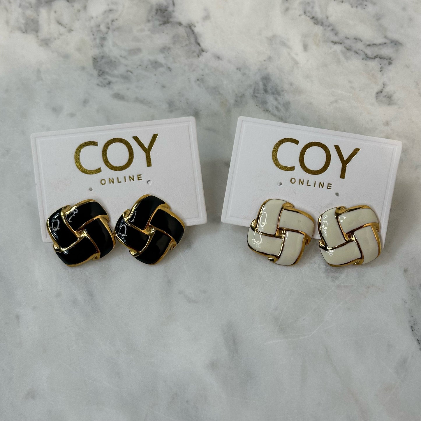 Liv-Black & Gold