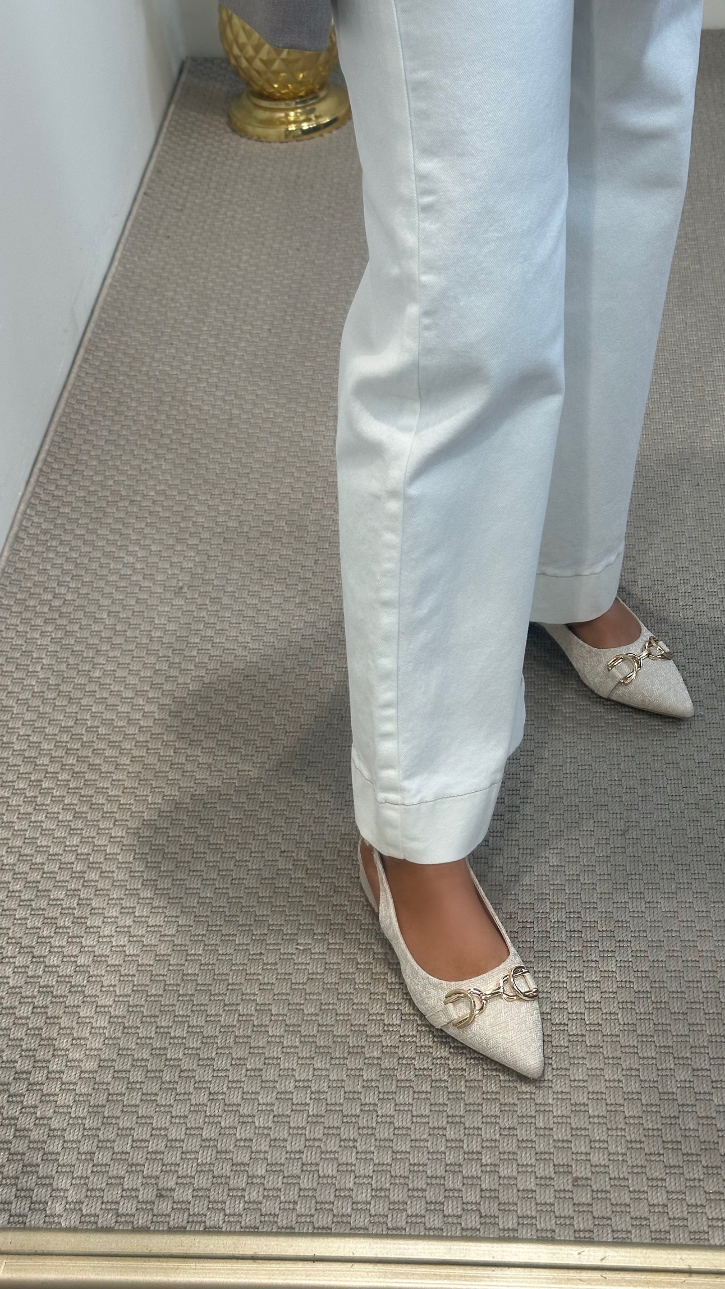 Off-White Petite Wide-leg Jeans