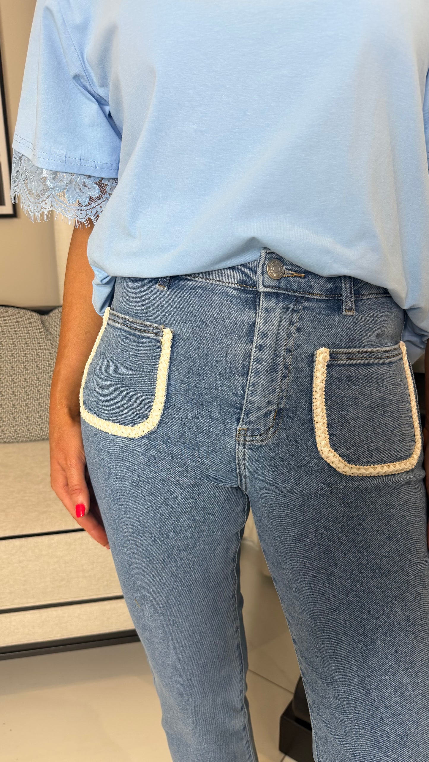 Crochet Pocket Denim Crop Jeans