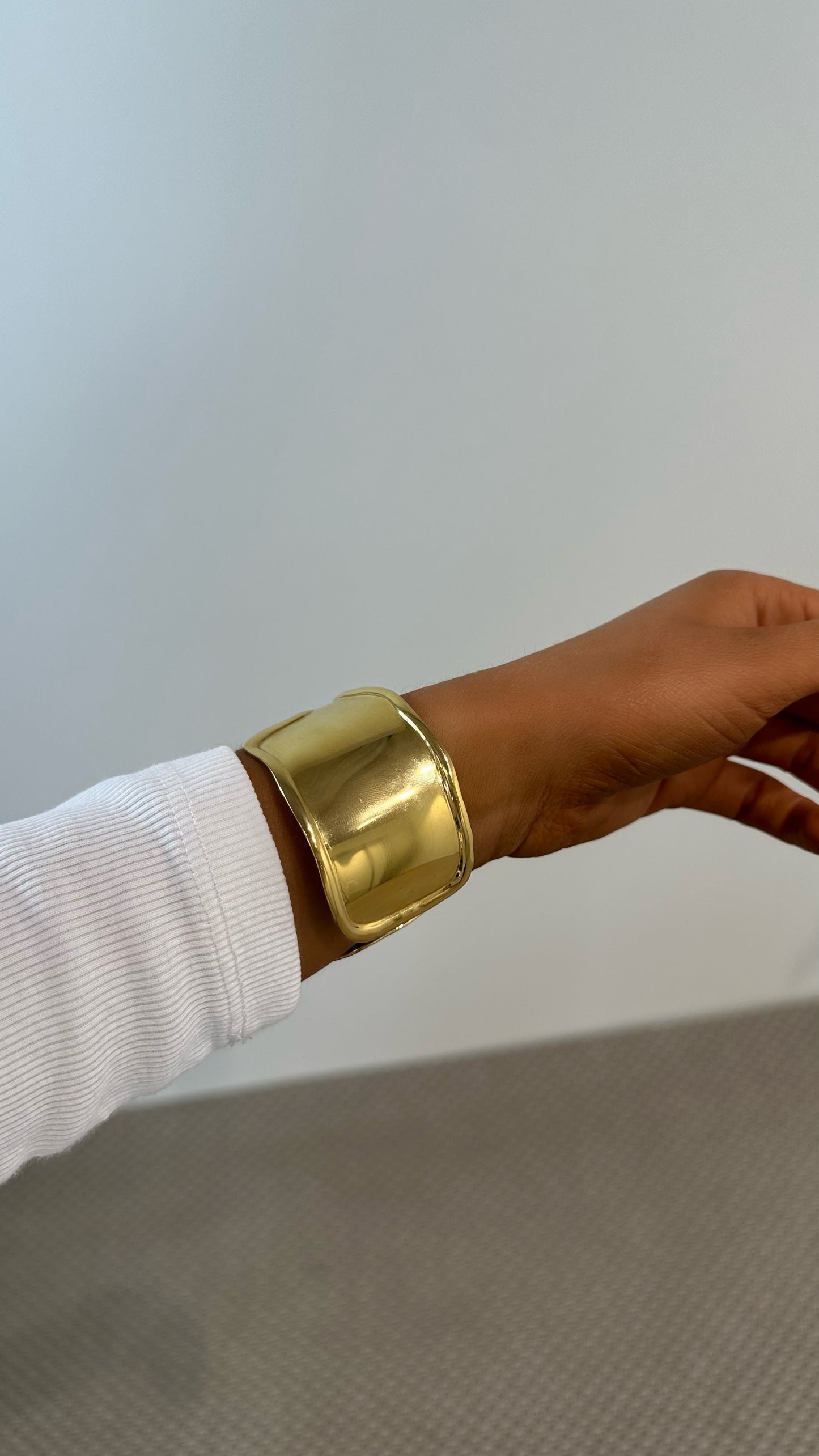 Luxe-Gold Cuff