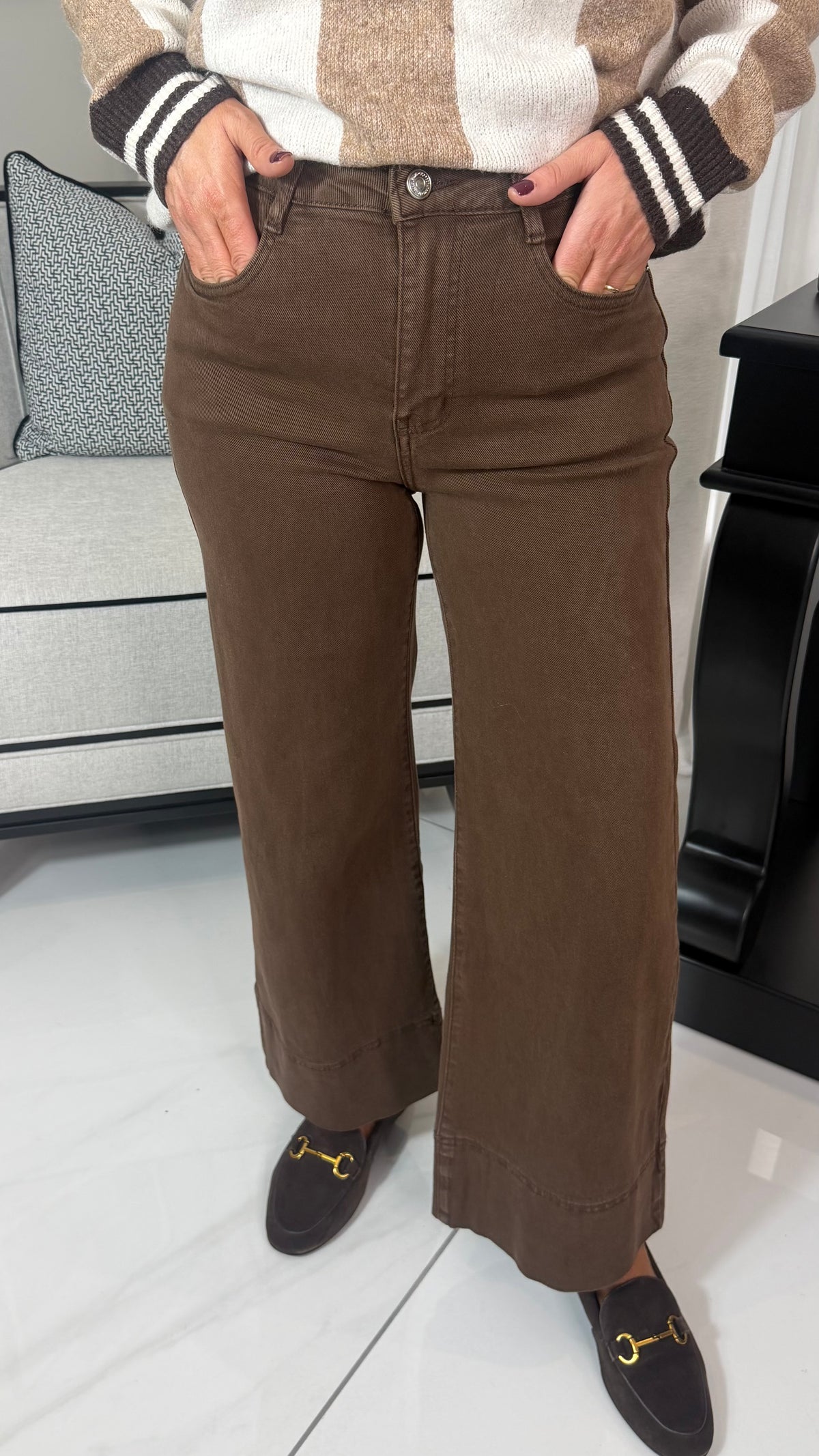 Brown Wide Leg Cropped Jeans