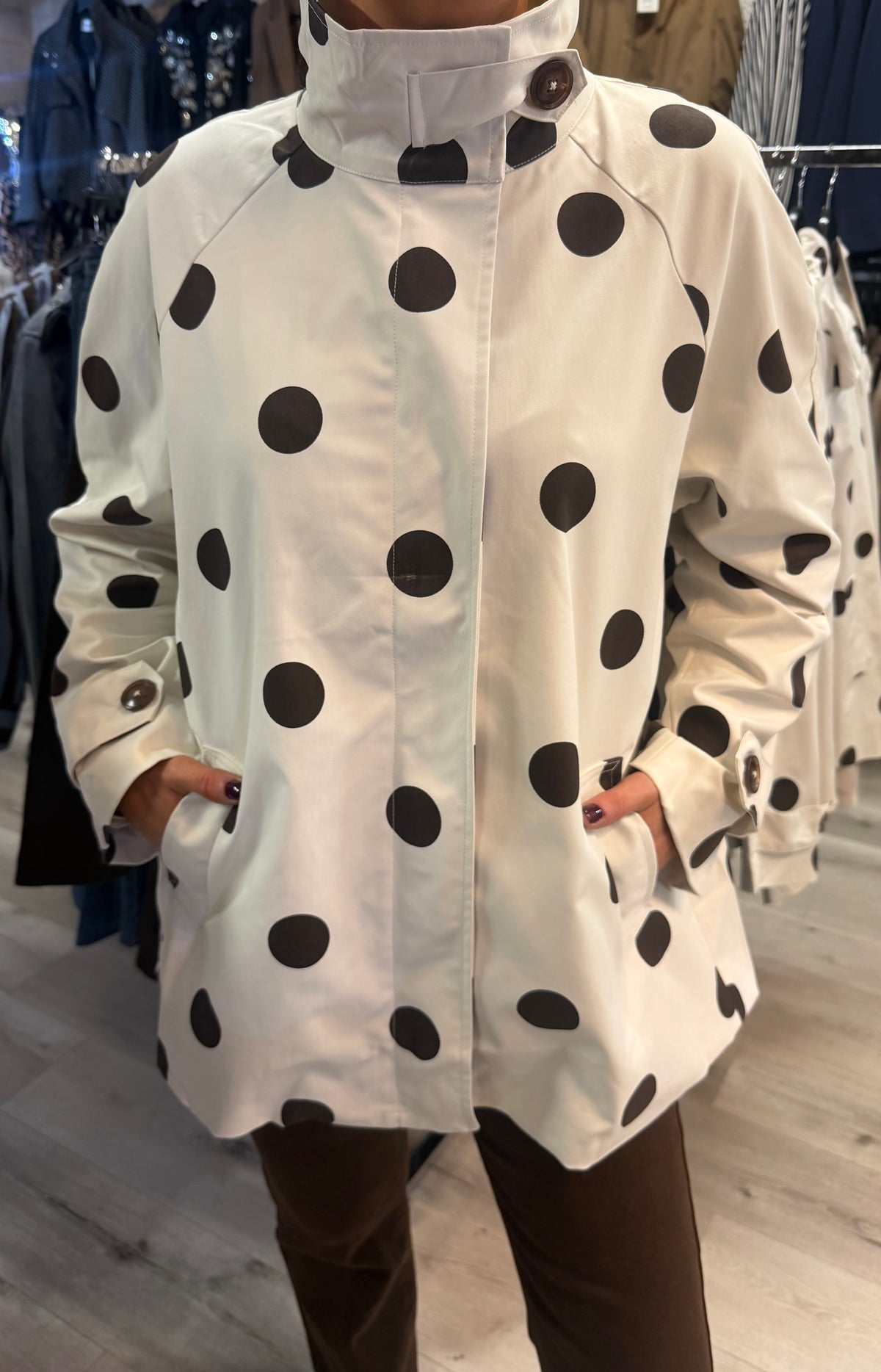 Cream & Brown Dipped Hem Jacket