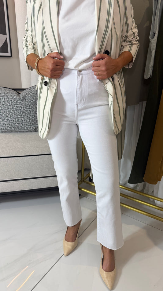White Cropped Jeans