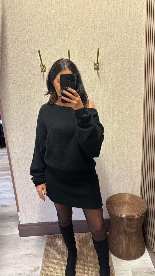 Black Long Knit Jumper