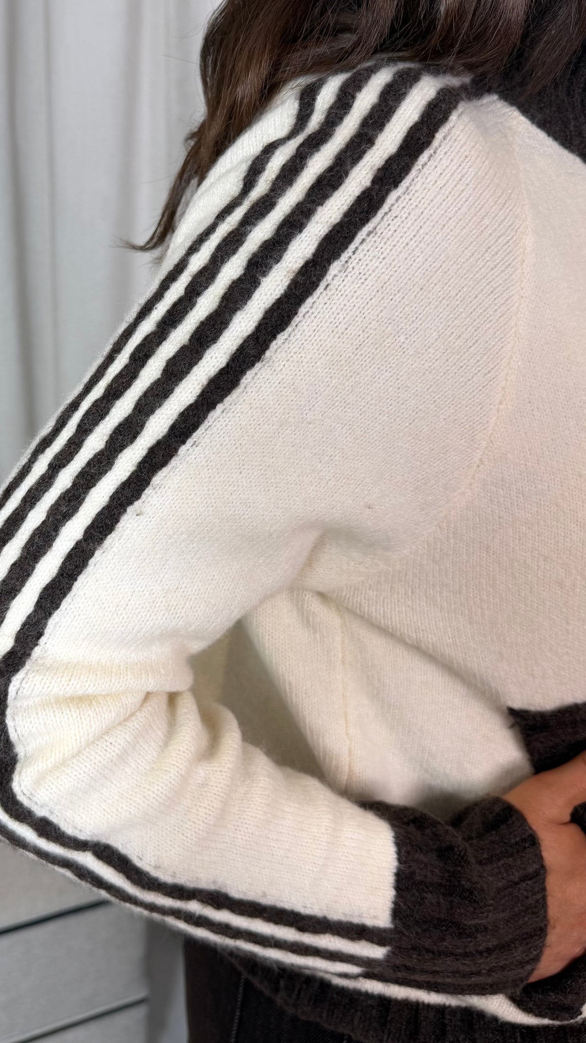 Brown & Cream Knit Zip