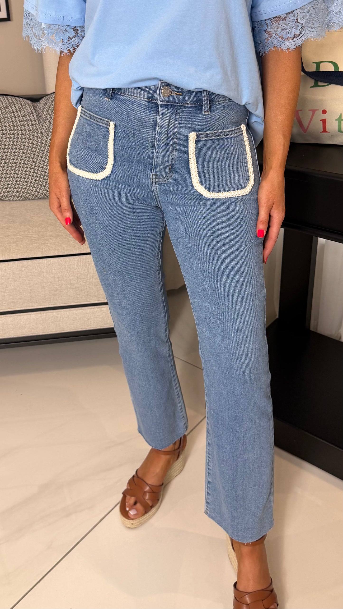 Crochet Pocket Denim Crop Jeans