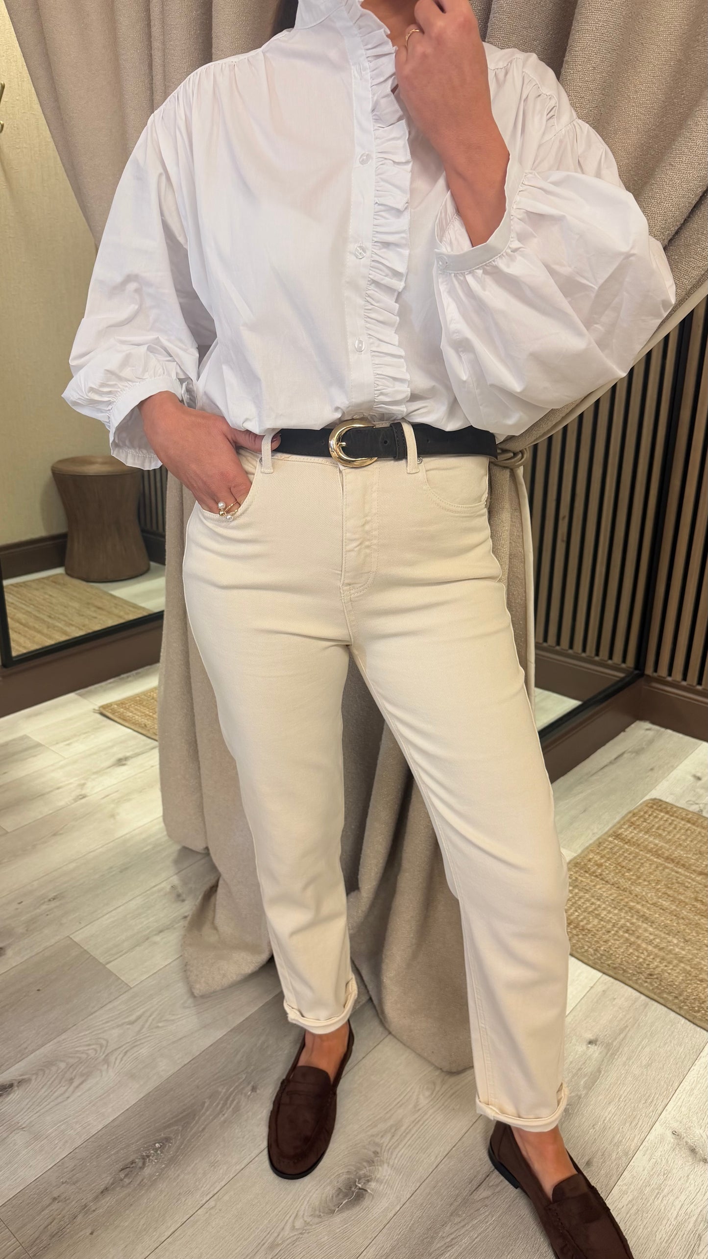 Light Cream Mom Jeans