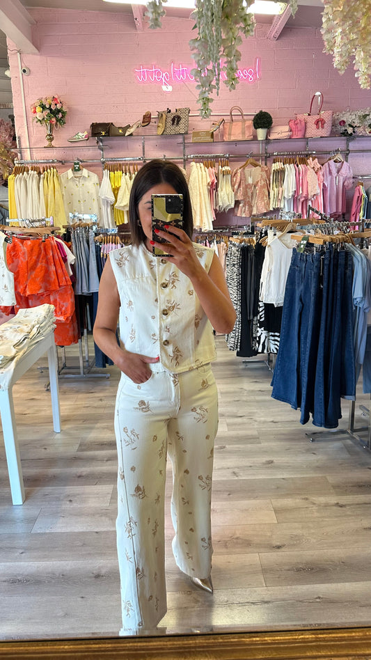 Cream & Tan Wide-leg Jeans